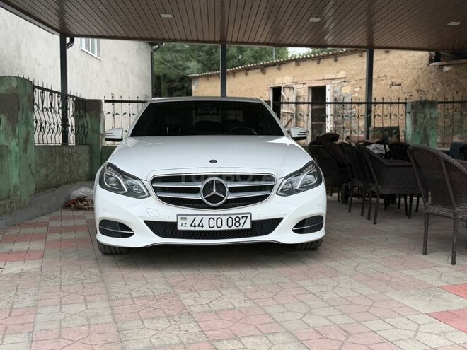 Mercedes E 250 2014, 380,000 km - 2.1 l - Masallı