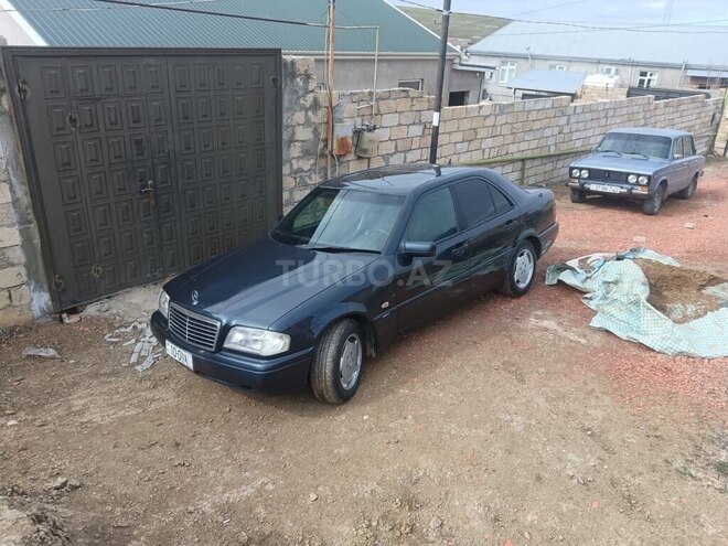 Mercedes C 220 1995, 350,000 km - 2.2 l - Bakı