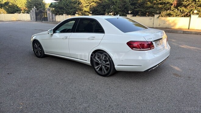 Mercedes E 250 2014, 380,000 km - 2.1 l - Masallı
