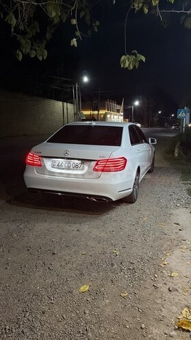 Mercedes E 250 2014, 380,000 km - 2.1 l - Masallı
