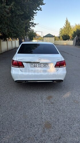 Mercedes E 250 2014, 380,000 km - 2.1 l - Masallı