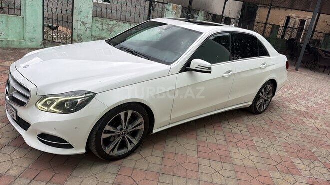 Mercedes E 250 2014, 380,000 km - 2.1 l - Masallı