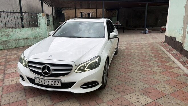 Mercedes E 250 2014, 380,000 km - 2.1 l - Masallı