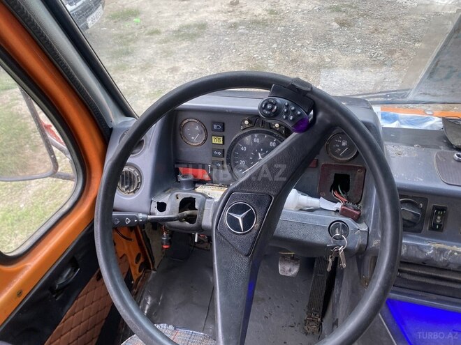 Mercedes 410 D 1994, 150,000 km - 2.9 л - Astara