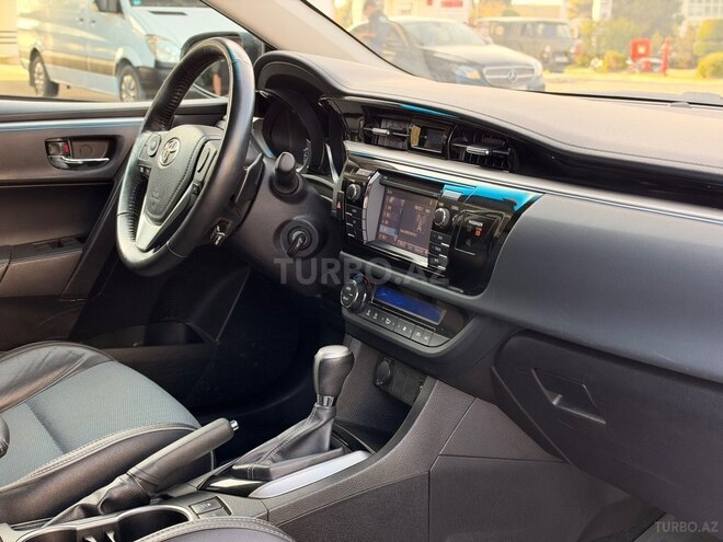 Toyota Corolla 2017, 115,873 km - 1.5 l - Bakı