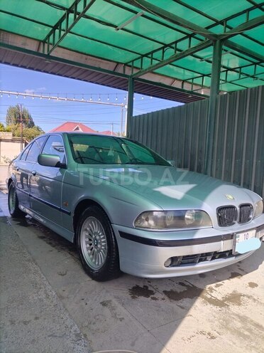 BMW 528 1997, 461,604 km - 2.8 l - Qusar