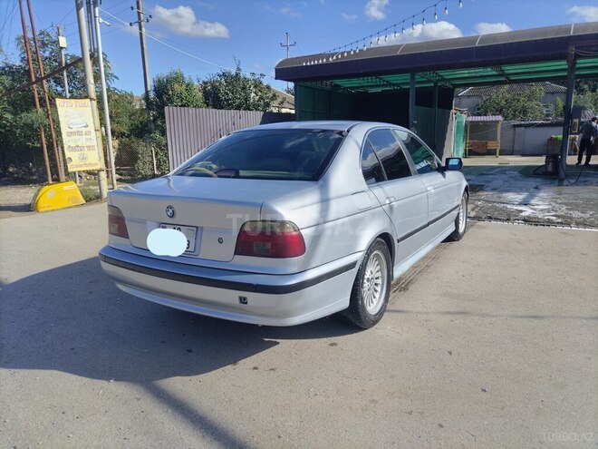 BMW 528 1997, 461,604 km - 2.8 l - Qusar