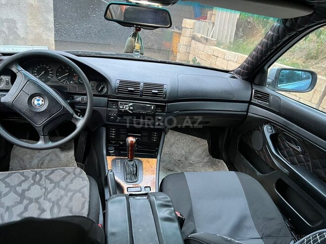 BMW 528 1997, 461,604 km - 2.8 l - Qusar