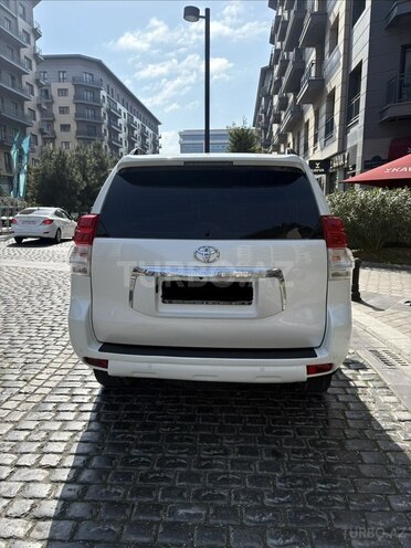 Toyota Land Cruiser Prado 2011, 240,000 km - 2.7 l - Bakı
