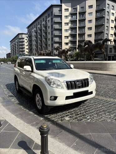 Toyota Land Cruiser Prado 2011, 240,000 km - 2.7 l - Bakı