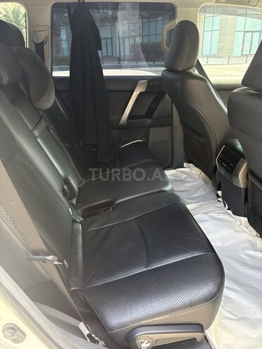 Toyota Land Cruiser Prado 2011, 240,000 km - 2.7 l - Bakı