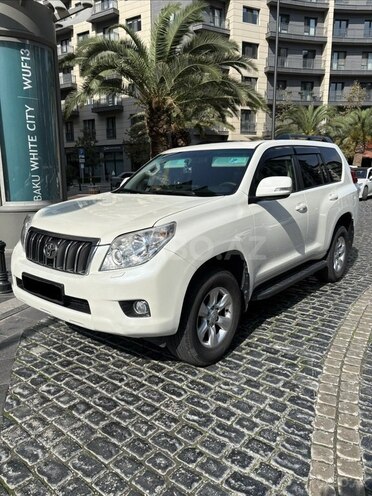 Toyota Land Cruiser Prado 2011, 240,000 km - 2.7 l - Bakı