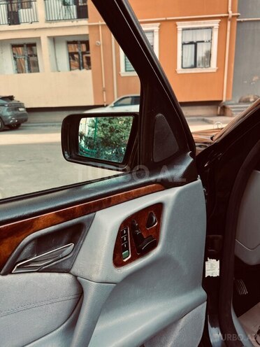 Mercedes E 240 1997, 330,000 km - 2.4 l - Quba