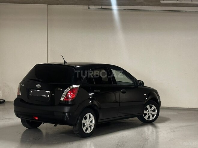 Kia Rio 2008, 240,000 km - 1.4 л - Gəncə