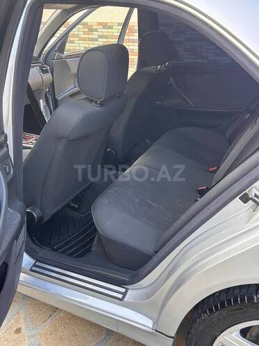 Mercedes E 220 2001, 550,000 km - 2.2 l - Bakı