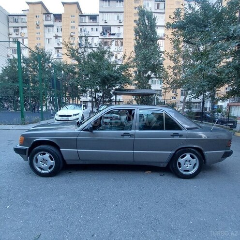 Mercedes 190 1991, 427,555 km - 2.0 л - Bakı