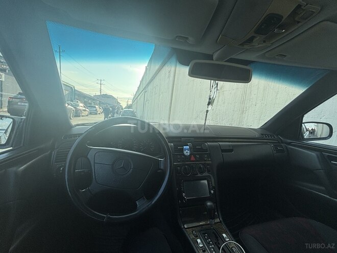 Mercedes E 200 1998, 580,000 km - 2.0 l - Masallı