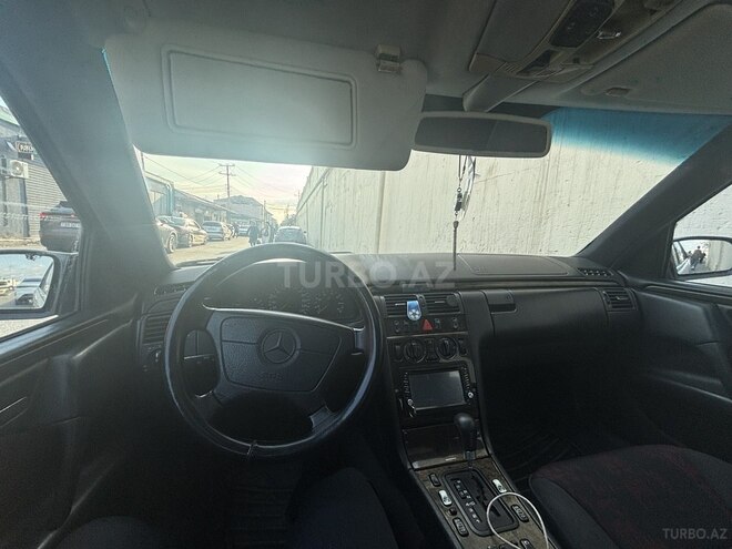 Mercedes E 200 1998, 580,000 km - 2.0 l - Masallı