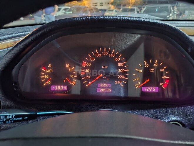Mercedes C 180 1999, 285,223 km - 1.8 л - Bakı