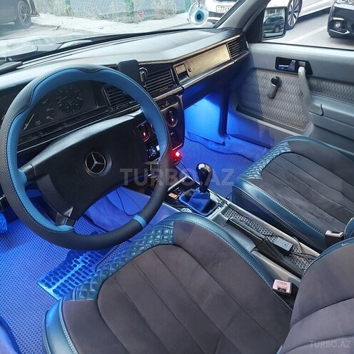 Mercedes 190 1991, 427,555 km - 2.0 л - Bakı