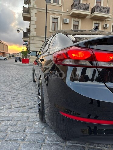 Hyundai Elantra 2018, 172,000 km - 2.0 l - Bakı