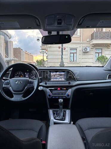 Hyundai Elantra 2018, 172,000 km - 2.0 l - Bakı