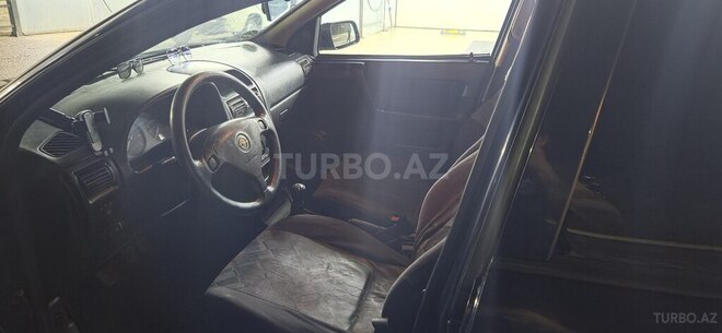 Opel Astra 1998, 580,000 km - 1.6 l - Qusar