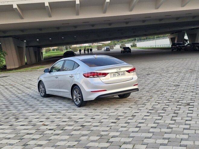 Hyundai Elantra 2017, 113,664 km - 2.0 л - Bakı