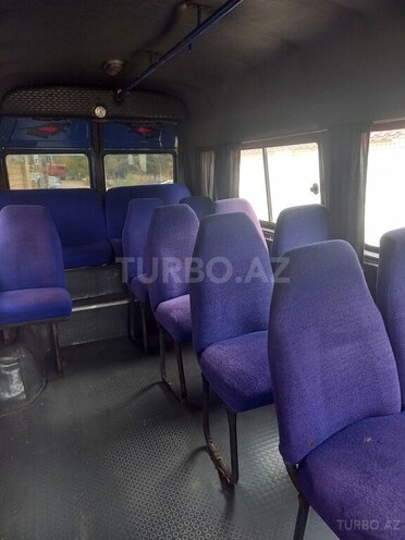 Mercedes 208 D 1994, 398,000 km - 2.3 l - Goranboy