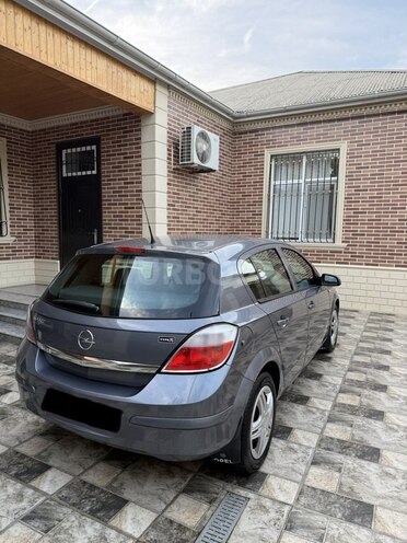 Opel Astra 2005, 125,000 km - 1.4 l - Bakı