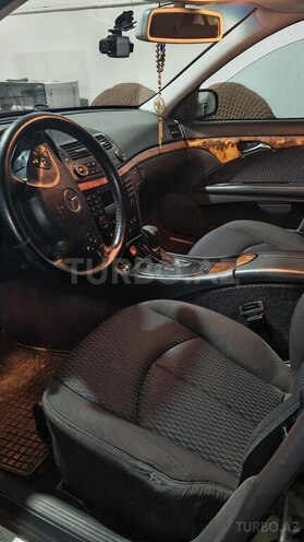 Mercedes E 200 2004, 280,000 km - 1.8 l - Biləsuvar
