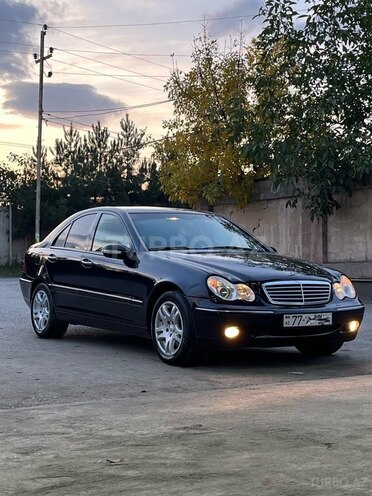 Mercedes C 240 2000, 380,000 km - 2.6 l - Quba