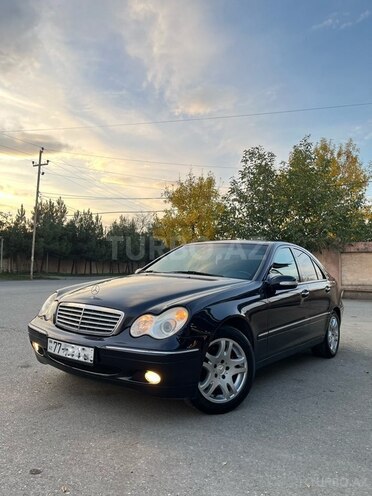 Mercedes C 240 2000, 380,000 km - 2.6 l - Quba