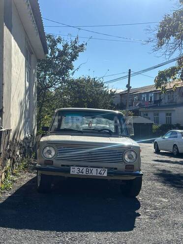 LADA (VAZ) 21011 1984, 40,000 km - 1.3 л - Qax