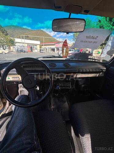 LADA (VAZ) 21011 1984, 40,000 km - 1.3 л - Qax