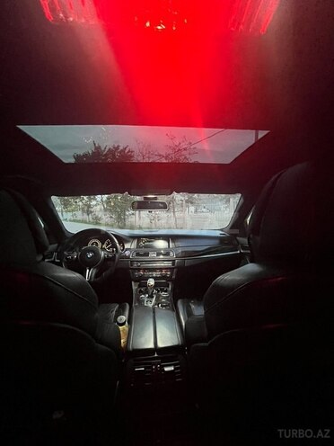 BMW 528 2015, 260,000 km - 2.0 л - Bakı