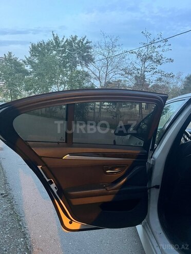 BMW 528 2015, 260,000 km - 2.0 л - Bakı