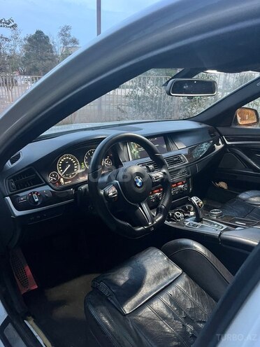 BMW 528 2015, 260,000 km - 2.0 л - Bakı