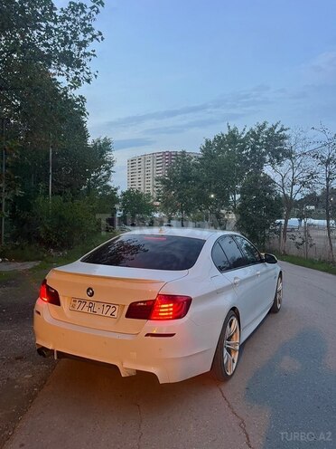 BMW 528 2015, 260,000 km - 2.0 л - Bakı