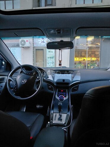 Hyundai Elantra 2013, 172,325 km - 1.8 l - Bakı