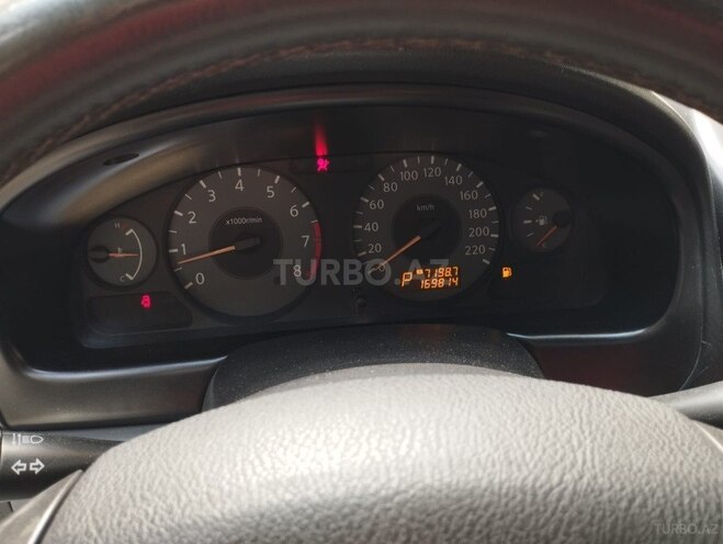 Nissan Sunny 2010, 170,000 km - 1.6 л - Bakı