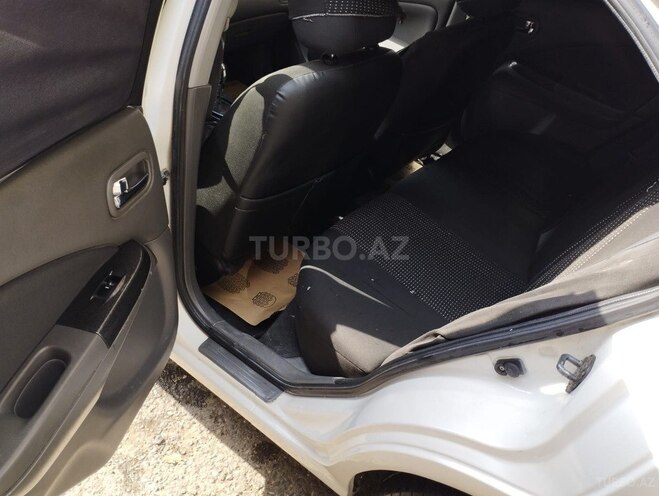 Nissan Sunny 2010, 170,000 km - 1.6 л - Bakı