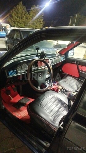 Mercedes 190 1992, 30,000 km - 2.2 l - İmişli