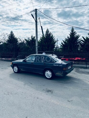Mercedes 190 1992, 30,000 km - 2.2 l - İmişli