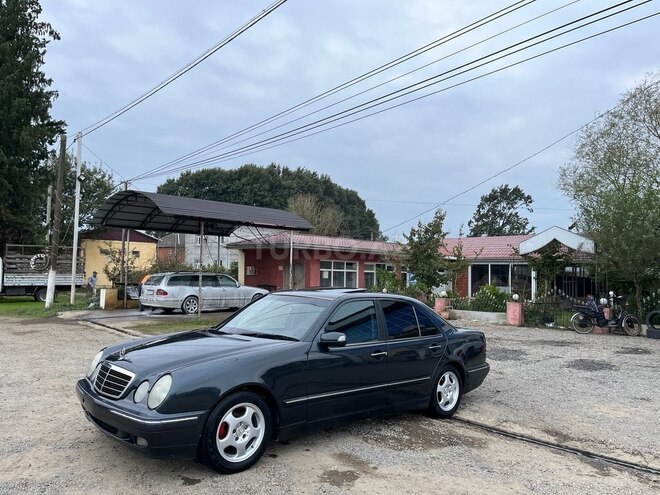 Mercedes E 220 2000, 450,000 km - 2.2 l - Lənkəran