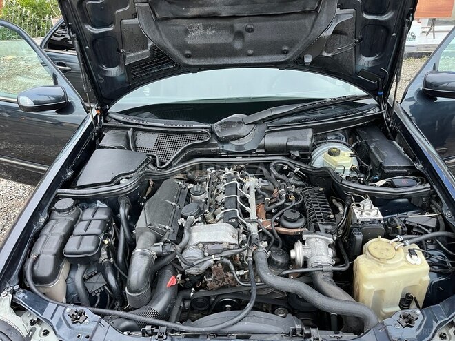 Mercedes E 220 2000, 450,000 km - 2.2 l - Lənkəran