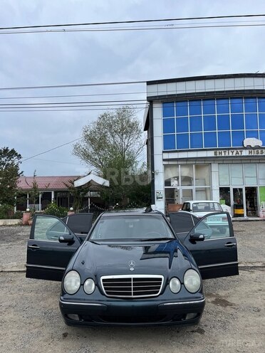 Mercedes E 220 2000, 450,000 km - 2.2 l - Lənkəran
