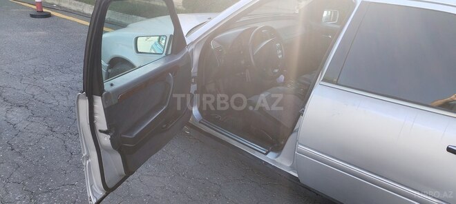 Mercedes C 180 1996, 210,000 km - 1.8 л - Quba