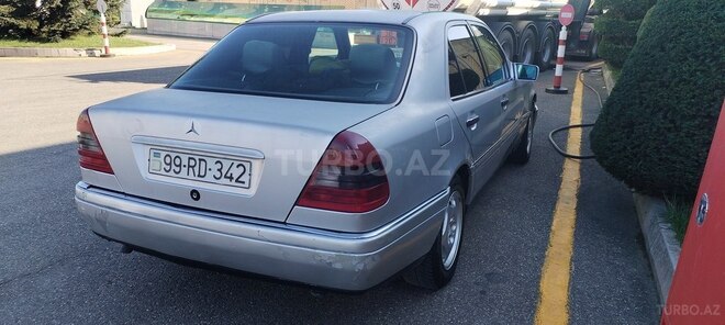 Mercedes C 180 1996, 210,000 km - 1.8 л - Quba