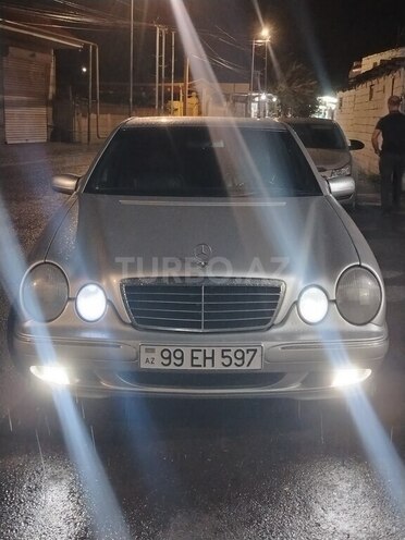 Mercedes E 200 2001, 356,000 km - 2.0 l - İmişli